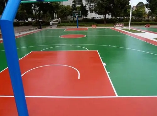 海南球场地面翻新,裂缝修重要性
